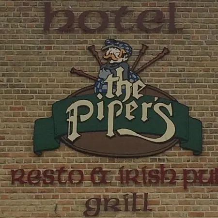 לינה וארוחת בוקר The Pipers